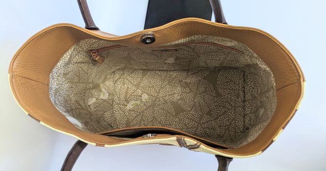 「鞄工房　香」森のくま レザーショルダーバッグ FAA3048