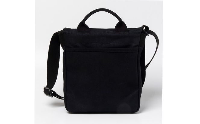 「琉球帆布」ツートンショルダーS / ブラック＆ネイビー - 帆布 キャンバス生地 布 丈夫 バッグ 斜め掛け 肩掛け おしゃれ 男女兼用 琉球帆布 手仕事 伝統技術 沖縄県 八重瀬町【価格改定】