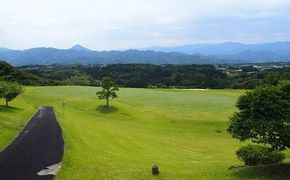 「熊本南カントリークラブ」ゴルフプレイ券（1,000点分×3枚）