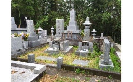 R5-487．四万十市エリアお墓掃除代行サービス〈お墓の広さ9㎡以内、年4回分作業〉