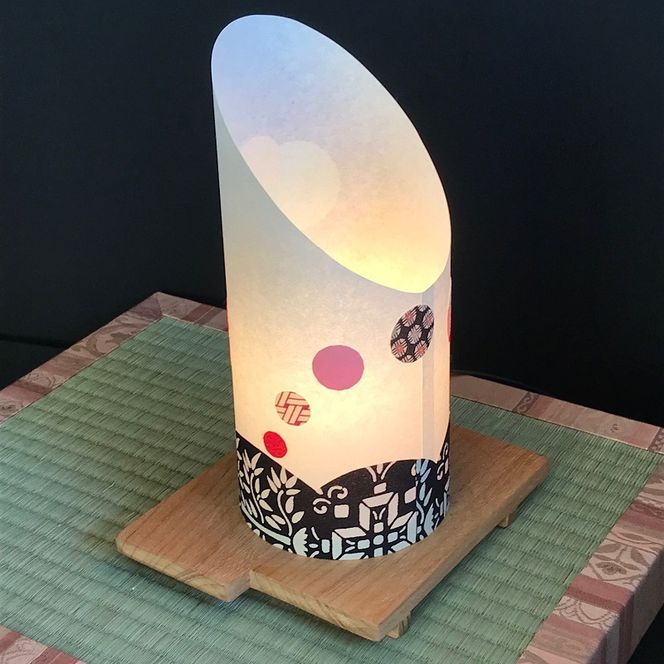 020C219 着物生地で作ったおしゃれな行灯（あんどん）  おしゃれ玉