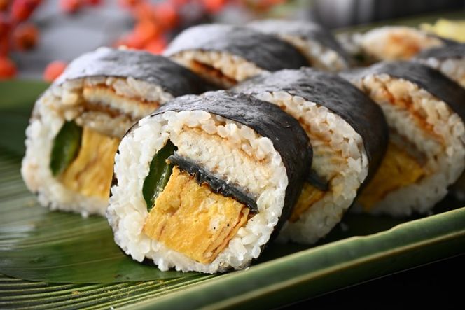 [H090] 料亭なか新の『うな玉巻き』