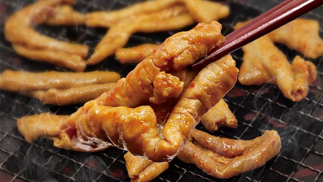 ハラミ・ホルモン・もつ煮　３種食べ比べセット ハラミ ホルモン モツ 豚肉 おいしい 美味しい コラーゲン おつまみ ビールのお供 お酒のあて 酒の肴 おかず 惣菜 時短 グルメ お取り寄せ 詰め合わせ セット お土産 贈り物 お祝い ギフト プチギフト 国産 茨城 [CB001us]