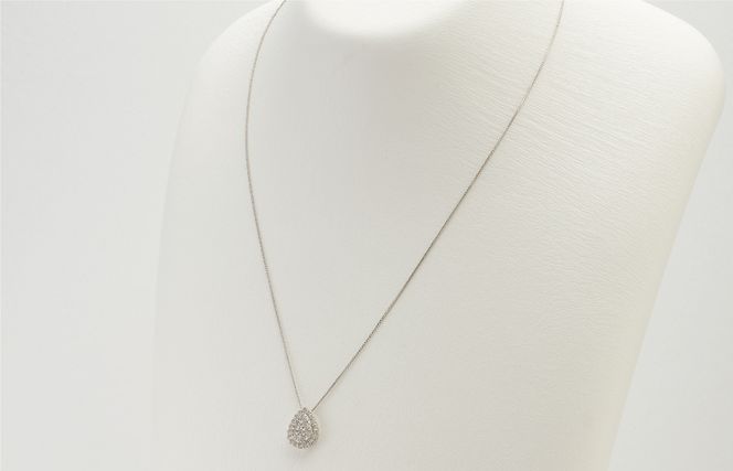 J002-4 アルカンシェル プラチナダイヤペンダント（計 0.5ct）【鑑別書付き ジュエリー プレゼント ギフト ファッション アクセサリー 贈り物 贈答 お祝い 記念日】