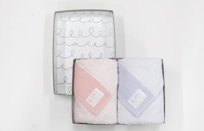 099H3330 銀の糸と雪音加工 バスタオル 2枚 A4サイズの収納箱入り 【泉州タオル 国産 吸水 普段使い シンプル 日用品】