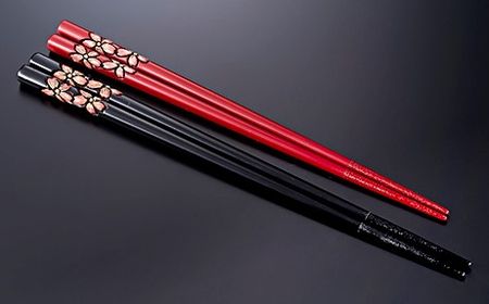  村上木彫堆朱　桜色分　夫婦箸　C4033