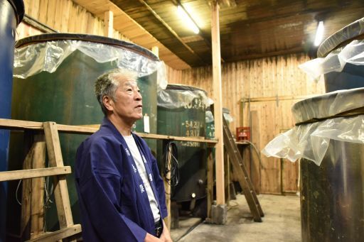 R5-477．純米吟醸酒原酒「四万十絆」1.8L木箱入り