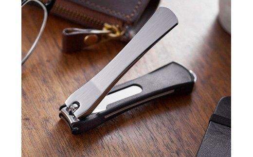 H5-17 日本テレビ系列「ZIP！」で紹介されました（R3.12.24放送）＜刀匠 関孫六の伝統から生まれたツメキリ＞ ◇貝印 関孫六 爪切り type102 ～ステンレス 高級つめきり ツメキリ ストッパーケース U字 取り外し可能 2WAY やすり ギフト 贈り物 人気 旅行 旅行グッズ～