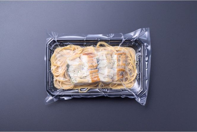 「カニ屋が作る 海のパスタ」 スパイシー二重奏ウナギパスタ 山椒入り 3皿セット UO01007