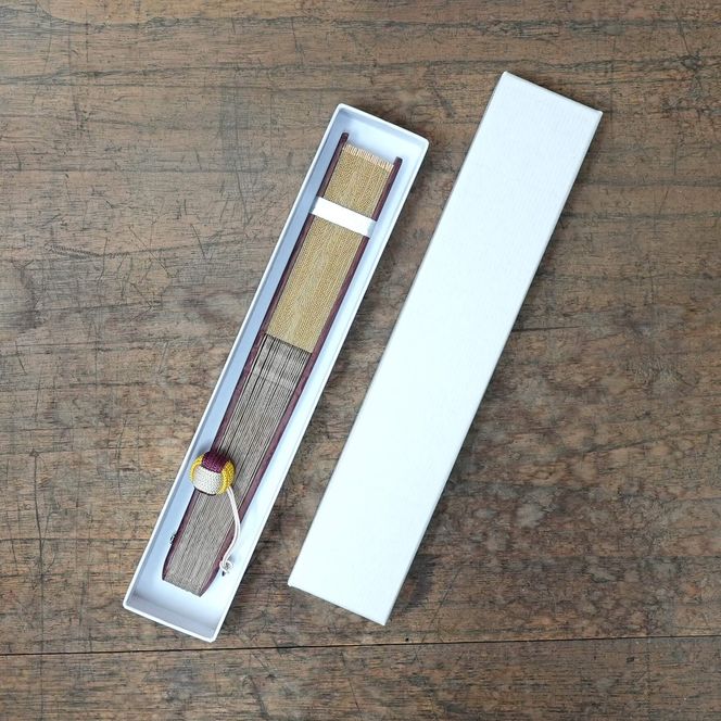 【杉山江見堂】草木染シルク扇子　柘榴（錫媒染）