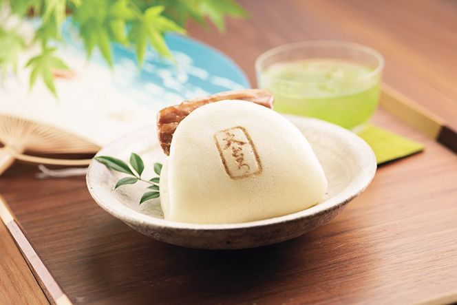 FG005 岩崎本舗 大とろ角煮まんじゅう 10個入 (箱)