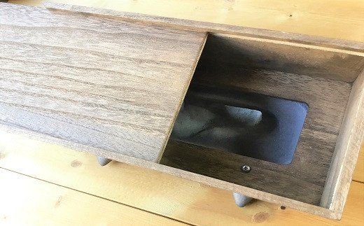 瓦ティッシュケース（笑顔の鬼瓦） H104-025