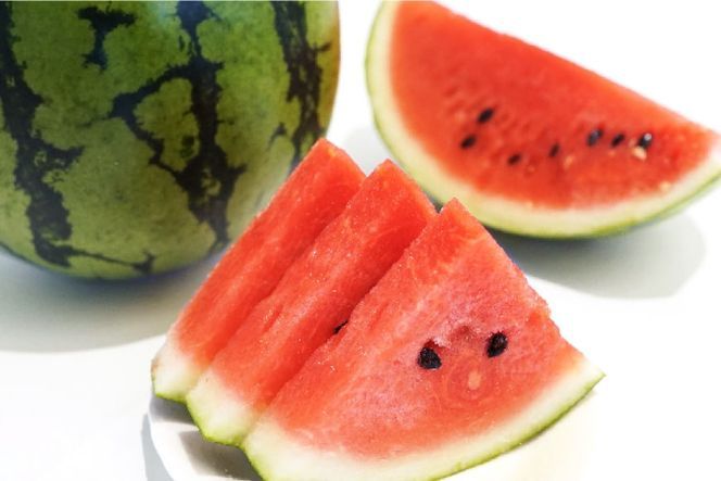 【CF01】CH053【令和8年度出荷分】秋季出荷！大玉スイカ～羅皇（ラオウ）～（Lサイズ6kg以上×1玉入）[先行予約 数量限定 すいか スイカ 西瓜 フルーツ 果物 長崎 長崎県 島原市]