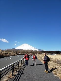 P36 富士山・三国山・明神山・金時山のガイド利用券（ガイド1名×1日分）