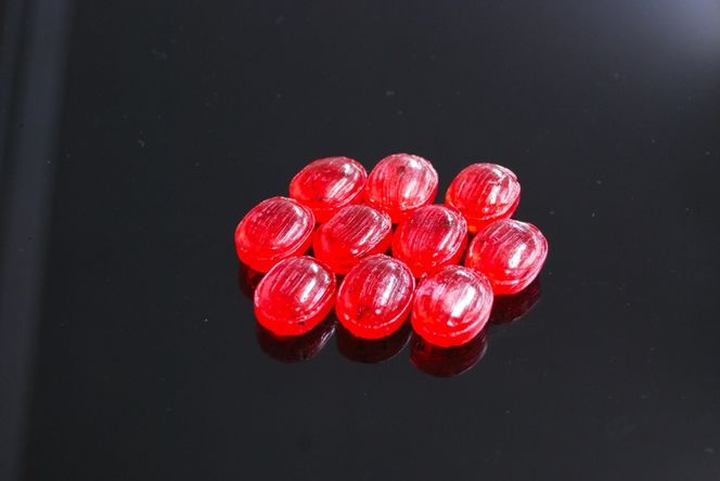 梅しそ飴　～良平の飴　手造り飴～［128T07］梅しそ飴 良平の飴 110g 4袋 手造り飴 梅 しそ あめ キャンディー 梅しそ お菓子 夏あめ 飴菓子 直火炊き製法 和歌山県産 南高梅 国産赤しそ