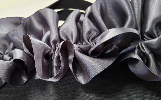 【ハンドメイド作家作品】fluffy bag ( チャコールグレー ) & ヘアゴム 1個 セット《築上町》【＊serendipity＊】 [ABAS004]