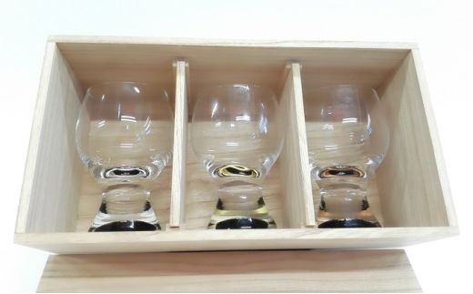 骨董品純銀製　大西錦綾堂 家紋模様 ワイングラス 酒具　純銀　錦綾堂　刻印　時代 骨董品純銀製 大西錦綾堂 家紋模様 ワイングラス 酒具 純銀 錦綾