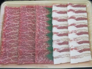 「鹿児島黒牛」黒毛和牛モモ肉＆鹿児島黒豚バラ肉の焼肉セット 464686_U639