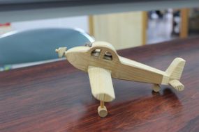 木のおもちゃ　飛行機【 玩具 おもちゃ 木製 手作り インテリア ギフト プレゼント クリスマス 標茶町 北海道 】 016641_AP007