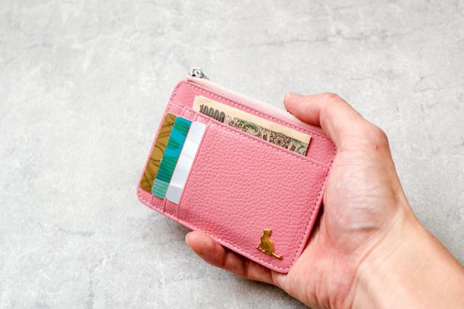 こたつむし【新品】 イルビゾンテ 二つ折り財布 コンパクト ベビーピンク ミニ財布 コンパクト財布 小さい財布 薄い財布 薄型財布 本革 猫