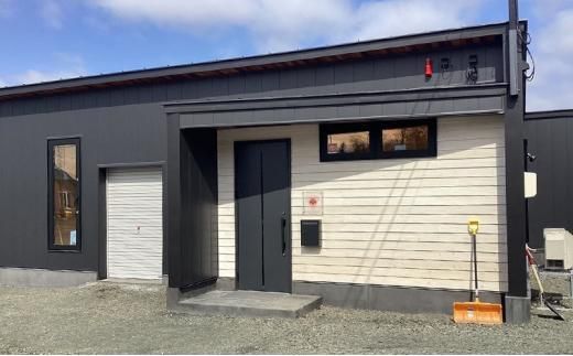 北海道 標茶町産 エゾ 鹿肉 モモ ブロック 1kg【 肉 にく 鹿肉 ジビエ BBQ バーベキュー グルメ ヘルシー 高タンパク 標茶町 北海道 】 016641_AY008