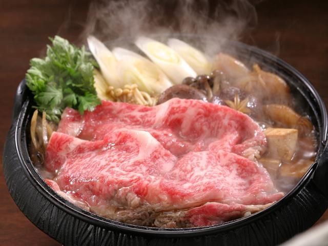 【銀閣寺大西】京都肉ステーキ（170g×4枚）＆焼肉盛り合わせ（800g）＆すき焼き・しゃぶしゃぶ用セット（800g）［ 京都 老舗 肉 人気 おすすめ グルメ おいしい 高級 ブランド ブランド牛 和牛 国産牛 料理 ステーキ すき焼き しゃぶしゃぶ 焼肉 ］  261009_A-AG016