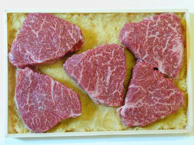 ＜定期便６回＞【京都モリタ屋】京都肉食べ比べ(1)［ 京都 老舗 肉 食べ比べ 人気 おすすめ グルメ おいしい 高級 ブランド ブランド牛 和牛 国産牛 料理 ステーキ すき焼き しゃぶしゃぶ 焼肉 ］ 261009_A-AK020