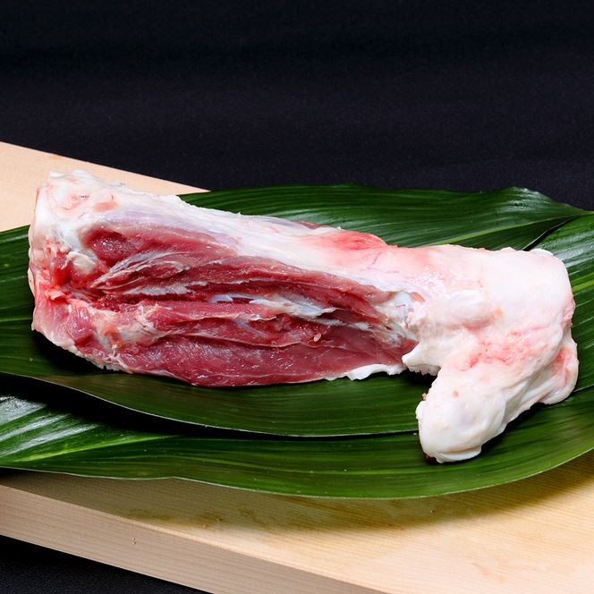 108 北海道産豚肉（スネ肉）【1.2kg前後】13,000円