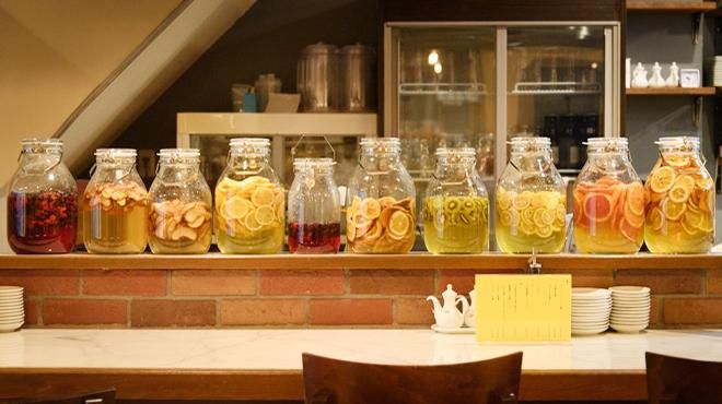 【モトイギョーザ】お食事券3,000円分 261009_B-VA01