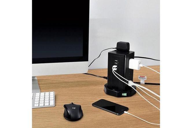 電源タップ　雷ガード　USBタワー型集中スイッチ付タップ　USB×4ポート　12個口2ｍ　WBS-TW1204USB(BK) 272183_AZ131