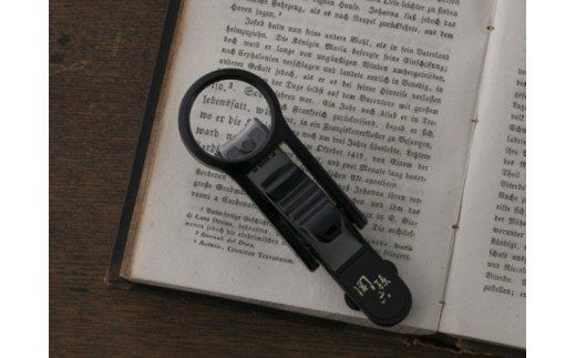 H7-138 ＜刀匠 ◇貝印 関孫六の伝統から生まれたツメキリ＞ ◇貝印 関孫六 ルーペ付きツメキリ ～ルーペ付きだから爪がしっかり見えて切りやすい 虫眼鏡 ルーペ 拡大 爪切り つめきり 黒～