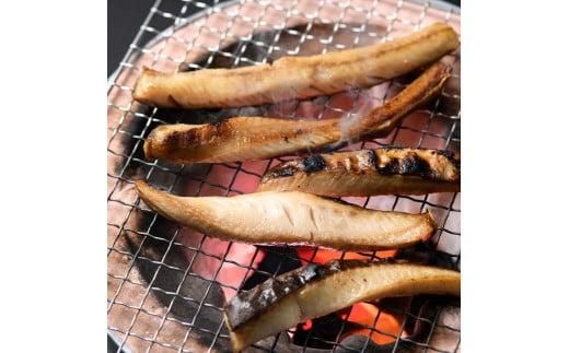 無添加 ほっけスティック 660g（220g×3） 北海道 羅臼 ホッケ 無添加 海鮮 魚介 016942_AH239