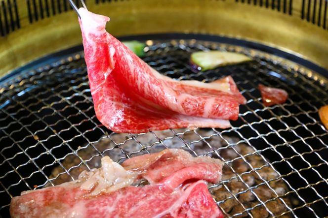 A5A4等級博多和牛モモすき焼きしゃぶしゃぶ用300g [筑前屋 福岡県 筑紫野市 21760169]