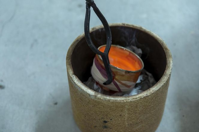 TOKINOHAの匠技に触れる楽焼体験と、リッツ・カールトン京都の極上ディナー（2名様）[ 京都 清水焼団地 体験 ホテル 非日常 食事 チケット 人気 おすすめ イベント 記念 旅行 観光 日帰り グルメ ふるさと納税 ] 261009_A-AA197