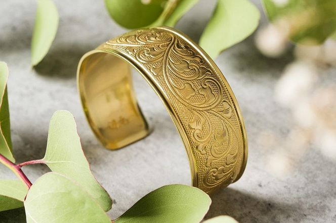 ys{sszyDV-KAZARINO-zDVoOiSTCYEj 261009_A-CP004VC01