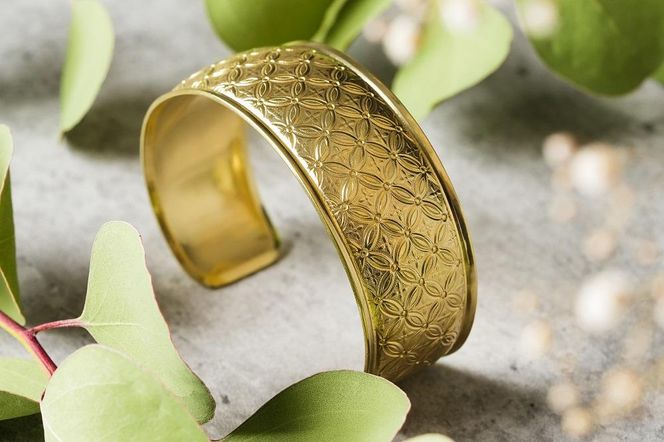 ys{sszyDV-KAZARINO-zDVoOiSTCYEj 261009_A-CP004VC03