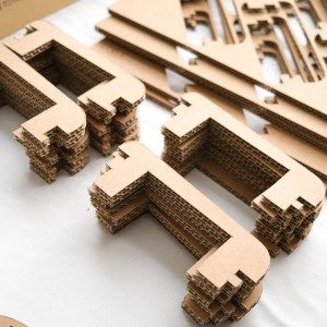 組立てスツール「Corncob Stool」