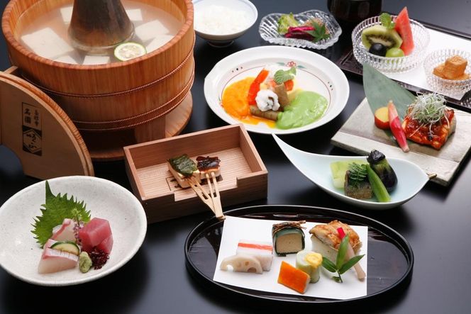 【南禅寺 順正】ペアランチまたはディナー食事券 ［ 京都 京料理 食事 ランチ ディナー 人気 おすすめ 老舗 グルメ チケット 割引 ナンゼンジ ジュンセイ ］ 261009_A-LA044