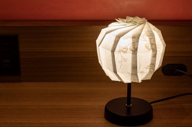 【イノベーティブクラフトワークス】折灯華 BONBORI maru -M- 京からかみ 10cm ポール付スタンドタイプ 261009_A-PE001