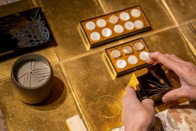 【香道 三品大枝流】大枝流家元のプライベートお香の会（香席）体験 （120分） 261009_A-PQ002