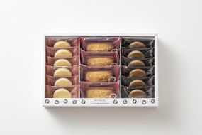 【あら、りんご。】りんごアソートギフト「りんごバターフィナンシェ」4個「りんごバタークッキー チョコ＆ホワイトチョコ」各6個（計16個）［ りんご スイーツ お菓子 バタークッキー(フィナンシェ) 林檎 人気 おすすめ お取り寄せ ギフト プレゼント 贈答 バター クッキー 青森 ］ 261009_A-UB005