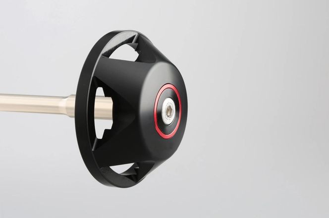 【AELLA】DUCATI パニガーレ｜リアアクスルスライダー (PanigaleV4 他) AE-68013 ［ 京都 バイク カスタム パーツ 人気 おすすめ ツーリング ライダー バイカー メーカー ギア ドゥカティ お取り寄せ 通販 ふるさと納税 ］ 261009_A-US020