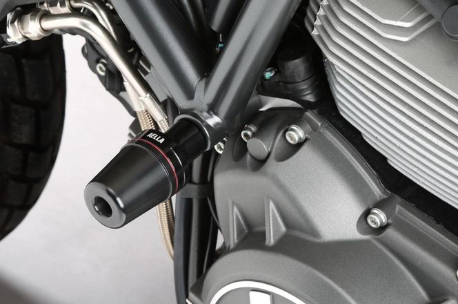 【AELLA】DUCATI スクランブラー｜フレームスライダー (DUCATI Scrambler/M797) AE-68114 ［ 京都 バイク カスタム パーツ 人気 おすすめ ツーリング ライダー バイカー メーカー ギア ドゥカティ お取り寄せ 通販 ふるさと納税 ］ 261009_A-US021
