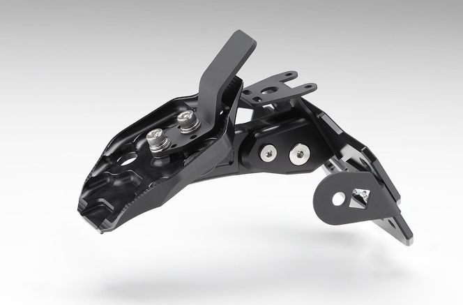 【AELLA】DUCATI パニガーレ/ストリートファイター｜アルミ削出しショートナンバープレートホルダー(Panigale V4/V2/StreetFighter V4/V2) AE-74021［ 京都 バイク カスタム パーツ 人気 おすすめ ツーリング ライダー バイカー メーカー ギア ドゥカティ お取り寄せ 通販 ふるさと納税 ］ 261009_A-US032