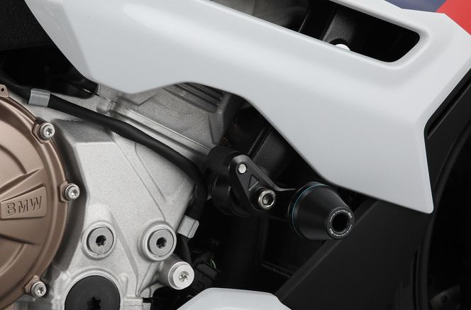 【AELLA】BMW S1000RR｜フレームスライダー(S1000R ’21～) AE-68141 【カラー：レッド】［ 京都 バイク カスタム パーツ 人気 おすすめ ツーリング ライダー バイカー メーカー ギア BMW お取り寄せ 通販 ふるさと納税 ］ 261009_A-US049VC01