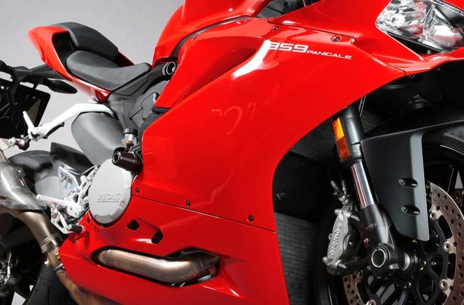 【AELLA】DUCATI パニガーレ｜エンジンスライダー  (Panigaleシリーズ)  AE-68118 ［ 京都 バイク カスタム パーツ 人気 おすすめ ツーリング ライダー バイカー メーカー ギア ドゥカティ お取り寄せ 通販 ふるさと納税 ］ 261009_A-US053