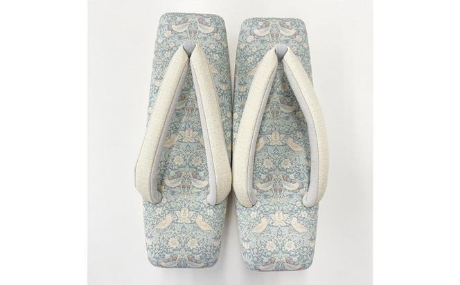 ys{sszysۍgzV&AiMTCY/~gj 261009_A-UU003VC01