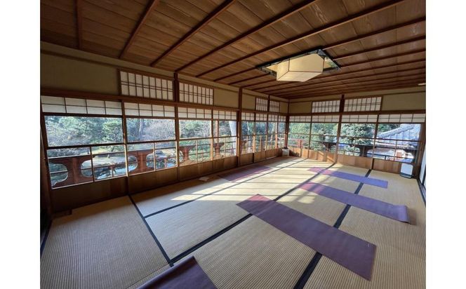 【KYOTOYOGA】旧三井家下鴨別邸で 『オーダーメイドKYOTOYOGA』体験 261009_A-UW002