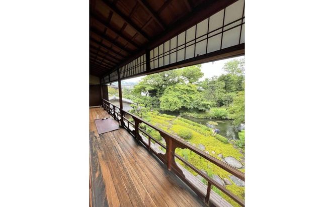 【KYOTOYOGA】旧三井家下鴨別邸で 『オーダーメイドKYOTOYOGA』体験 261009_A-UW002