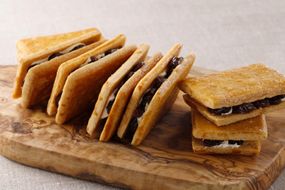 【パティスリーフクナガ】レーズンサンド12個入り 261009_B-EX03